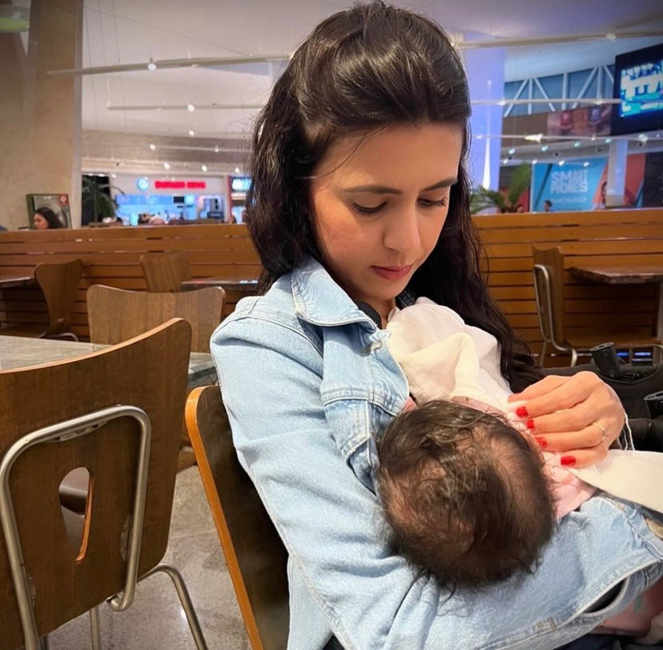 Priscila Bueno - Nutricionista e Especialista em Sono Infantil